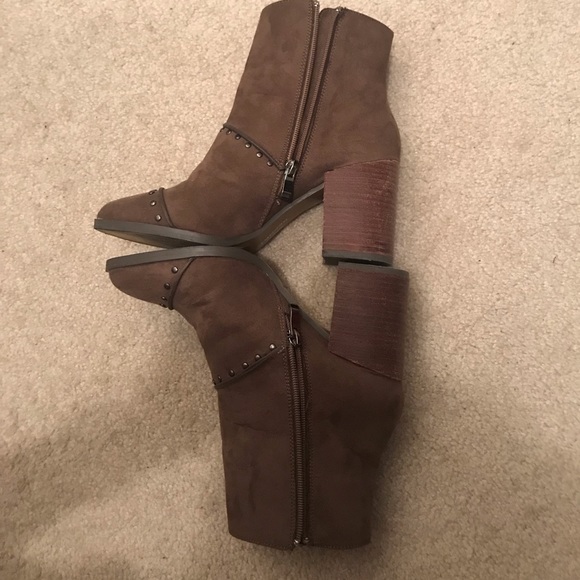 Booties - Picture 3 of 5